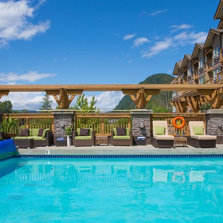 Executive Suites Hotel And Resort, Squamish Eksteriør billede